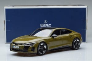 Audi RS E-Tron GT Oliva Norev 1:18 188380 Pressofusione — immagine 6 di 6