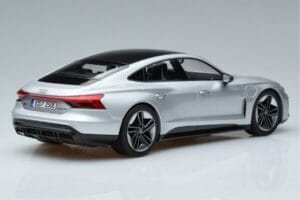 Audi RS e-tron GT Argento Norev 1:18 188381 Pressofusione — immagine 2 di 6