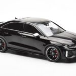 Audi RS3 8Y Berlina Nero MCG 1:18 - image 4 of 6