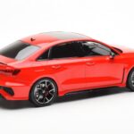 Audi RS3 8Y Berlina Rosso MCG 1:18 - image 2 of 6