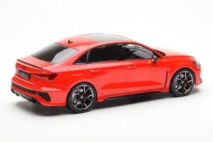 Audi RS3 8Y Berlina Rosso MCG 1:18 MCG18451 Pressofusione — immagine 2 di 6