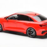 Audi RS3 8Y Berlina Rosso MCG 1:18 - image 5 of 6