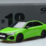 Audi RS3 8Y Berlina Verde GT Spirit 1:18 - image 6 of 6