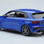 Audi RS3 8Y Sportback Performance Edition Nagaro Blu GT Spirit 1:18 - image 4 of 5