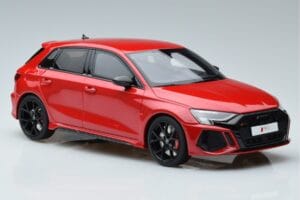 Audi RS3 8Y Sportback Rosso GT Spirit 1:18 GT378 Resina — immagine 4 di 6