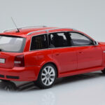 Audi RS4 B5 Avant Rosso Otto 1:18 - image 2 of 6
