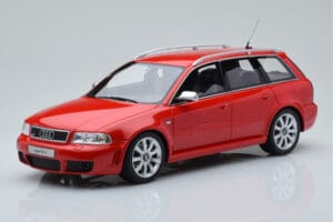 Audi RS4 B5 Avant Rosso Otto 1:18 OT1026B