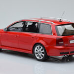 Audi RS4 B5 Avant Rosso Otto 1:18 - image 5 of 6