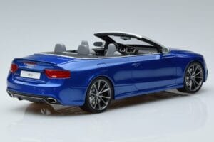 Audi RS5 B8 Cabriolet Blu GT Spirit 1:18 ZM053 Resina — immagine 2 di 6