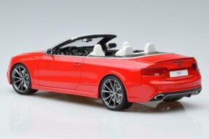 Audi RS5 B8 Cabriolet Rosso GT Spirit 1:18 GT724 Resina — immagine 4 di 5