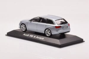 Audi RS6 C6 Monza Argento Minichamps 1:43 5010710213 Pressofusione — immagine 3 di 4