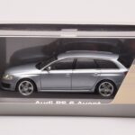 Audi RS6 C6 Monza Argento Minichamps 1:43 - image 4 of 4