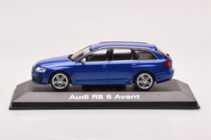 Audi RS6 C6 Sepang Blu Minichamps 1:43 5010710223