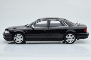 Audi S8 D2 Nero Otto 1:18 OT082 Resina — immagine 3 di 6
