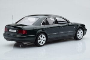 Audi S8 D2 Verde Otto 1:18 OT916 Resina — immagine 2 di 6