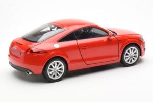 Audi TT 8J Rosso Metallizzato Minichamps 1:18 100015021 Pressofusione — immagine 3 di 8