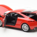 Audi TT 8J Rosso Metallizzato Minichamps 1:18 - image 5 of 8