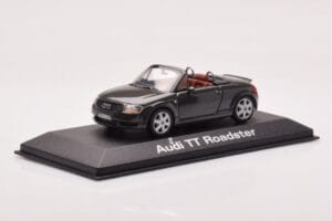 Audi TT 8N Roadster Grigio Minichamps 1:43 430017235 Pressofusione — immagine 2 di 4
