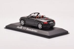 Audi TT 8N Roadster Grigio Minichamps 1:43 430017235 Pressofusione — immagine 3 di 4
