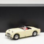 Austin-Healey Sprite Mk I Open Old English Bianco Kyosho 1:18 08953EW - image 8 of 8