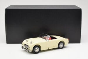 Austin-Healey Sprite Mk I Open Old English Bianco Kyosho 1:18 08953EW Pressofusione — immagine 8 di 8