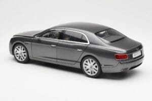 Bentley Flying Spur W12 Granite Grigio Kyosho 1:18 08891GN Pressofusione — immagine 7 di 8