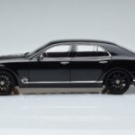 Bentley Mulsanne W.O. Edition By Mulliner Nero Almost Real 1:18 - image 5 of 11