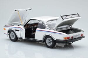 BMW 3.0 CSL E9 Bianco Dealer Edition Minichamps 1:18 80435A5D020 Pressofusione — immagine 4 di 7