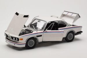 BMW 3.0 CSL E9 Bianco Heritage Edition Minichamps 1:18 80432411550 Pressofusione — immagine 2 di 8
