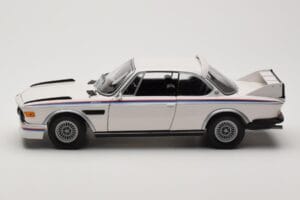 BMW 3.0 CSL E9 Bianco Heritage Edition Minichamps 1:18 80432411550 Pressofusione — immagine 4 di 8