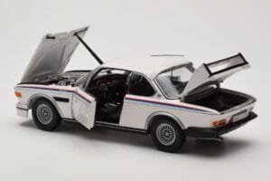 BMW 3.0 CSL E9 Bianco Heritage Edition Minichamps 1:18 80432411550 Pressofusione — immagine 5 di 8