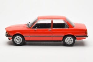 BMW 318 E21 Rosso KK-Scale 1:18 KKDC180041 Pressofusione — immagine 3 di 6