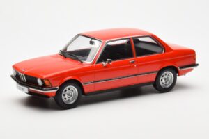 BMW 318 E21 Rosso KK-Scale 1:18 KKDC180041