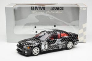 BMW 320i E36 STW #8 J. Winkelhock 1998 UT Models 1:18 39845 Pressofusione — immagine 6 di 6