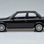 BMW 325i E30 Nero Norev 1:18 - image 3 of 6