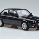 BMW 325i E30 Nero Norev 1:18 - image 4 of 6