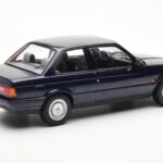 BMW 325i E30 Blu Metallizzato Norev 1:18 - image 2 of 6