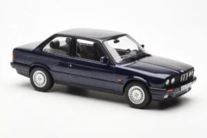 BMW 325i E30 Blu Metallizzato Norev 1:18 183201 Pressofusione — immagine 4 di 6