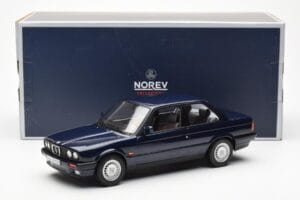 BMW 325i E30 Blu Metallizzato Norev 1:18 183201 Pressofusione — immagine 6 di 6