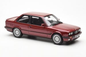 BMW 325i E30 Bordeaux Metallic Otto 1:18 OT102 Resina — immagine 4 di 6
