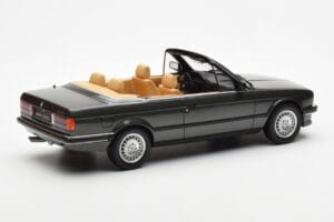 BMW 325i E30 Cabriolet Achat Verde Otto 1:18 OT572 Resina — immagine 2 di 6