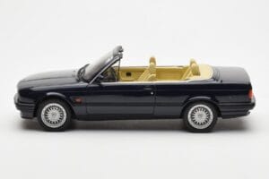 BMW 325i E30 Cabriolet Blu Otto 1:18 OT114 Resina — immagine 3 di 6