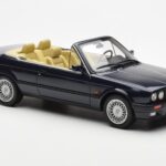 BMW 325i E30 Cabriolet Blu Otto 1:18 - image 4 of 6