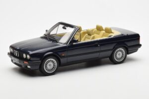 BMW 325i E30 Cabriolet Blu Otto 1:18 OT114
