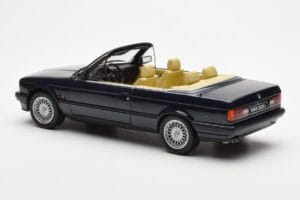 BMW 325i E30 Cabriolet Blu Otto 1:18 OT114 Resina — immagine 5 di 6