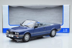 BMW 325i E30 Cabriolet Blu MCG 1:18 MCG18381 Pressofusione — immagine 5 di 5