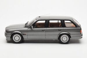 BMW 325i E30 Touring Grigio Otto 1:18 OT929 Resina — immagine 3 di 6