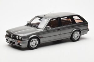 BMW 325i E30 Touring Grigio Otto 1:18 OT929