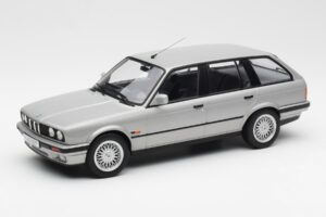 BMW 325i E30 Touring Argento Norev 1:18 183216