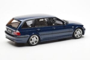 BMW 330i E46 Touring Blu Otto 1:18 OT251 Resina — immagine 2 di 6
